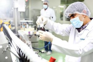  مصنع الأدوية السرطانية في عدرا ينتظر اكتمال الإجراءات الإدارية والورقية من وزارة الصحة!