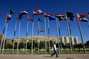 الاقتصاد العربي في أسبوع: لبنان يواجه أزمة اقتصادية صناعية..وتراجع بمعدل الناتج المحلي لمصر 