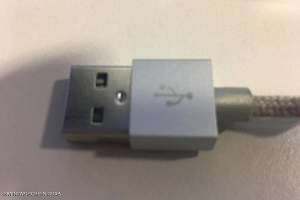 تحذير عاجل: لا تستخدموا كابل ( USB )سوى بهذه الطريقة