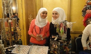 معاون وزير السياحة يفتتح بازار زمان الخير في دمشق