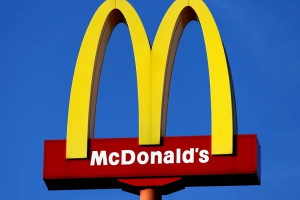 «ماكدونالدز» تخسر مليارات خلال ساعات.. بوردن: المبيعات الدولية ستنخفض تباعاً في عام 2024