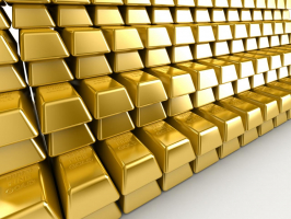 الذهب في أعلى مستوى له منذ حوالي الشهرين