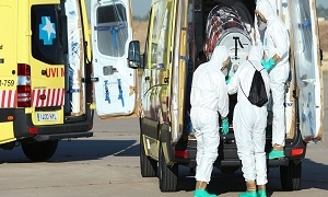 أكثر من ألف وفاة في غرب أفريقيا نتيجة ايبولا