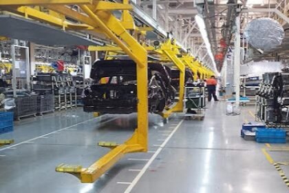 تطوير قطاع السيارات في سوريا: خطة طموحة لغرفة تجارة ريف دمشق تشمل التصنيع المحلي وتنظيم الأسواق