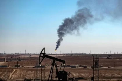 عودة الاهتمام الدولي بالنفط السوري: أكثر من 90 شركة تبحث الاستثمار بعد رفع العقوبات