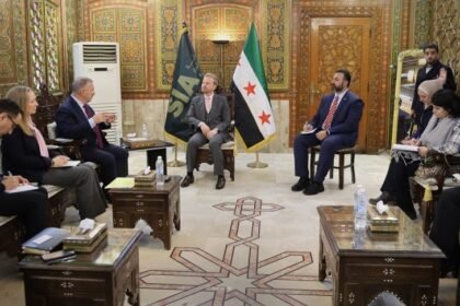 شراكات استراتيجية تلوح في الأفق.. هيئة الاستثمار السورية تبحث مع "التمويل الدولية" النهوض بقطاع الطاقة