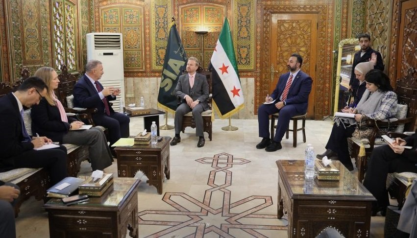 شراكات استراتيجية تلوح في الأفق.. هيئة الاستثمار السورية تبحث مع "التمويل الدولية" النهوض بقطاع الطاقة