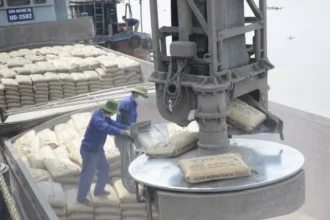 شركة "عمران" السورية توقّع مذكرة تفاهم مع "سيسكو" المصرية لتأمين إمدادات "الكلنكر" وتطوير صناعة الإسمنت