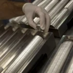 الفضة تكسر حاجز الـ 90 دولاراً.. زلزال في الأسواق العالمية بقيادة "الفيدرالي"