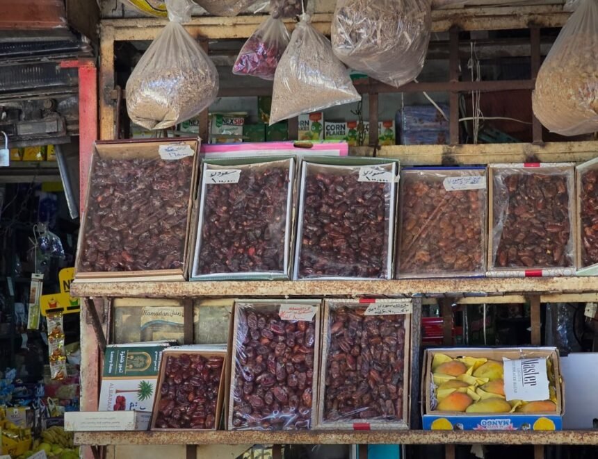 كيف تدير العائلات السورية ميزانيتها في رمضان... خبير: وجبة إفطار خمسة أشخاص قد تكلف 600 ألف ليرة