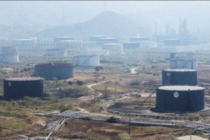 "صفقة القرن النفطية".. هل تستجيب الصين لدعوة ترامب بشراء الخام الفنزويلي؟