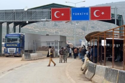 لتنظيم حركة الشحن.. قرارات جديدة تضبط دخول الشاحنات عبر المنافذ السورية