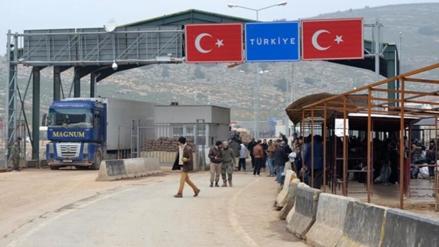 لتنظيم حركة الشحن.. قرارات جديدة تضبط دخول الشاحنات عبر المنافذ السورية