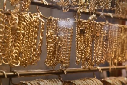 تراجع بأسعار الذهب في سوريا... الغرام يسجل 16450 ليرة سورية