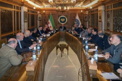 صناعة الألبسة الجاهزة في دمشق: تحديات حقيقية وحلول عملية لدعم المنتج الوطني