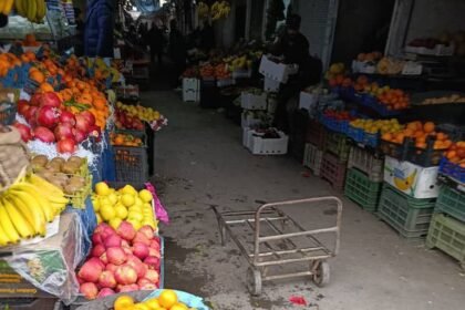 تكريزة رمضان ترفع الأسعار… كيلو الكوسا بـ300 ليرة جديدة وباقي الخضار والفواكه تسجل زيادات جديدة