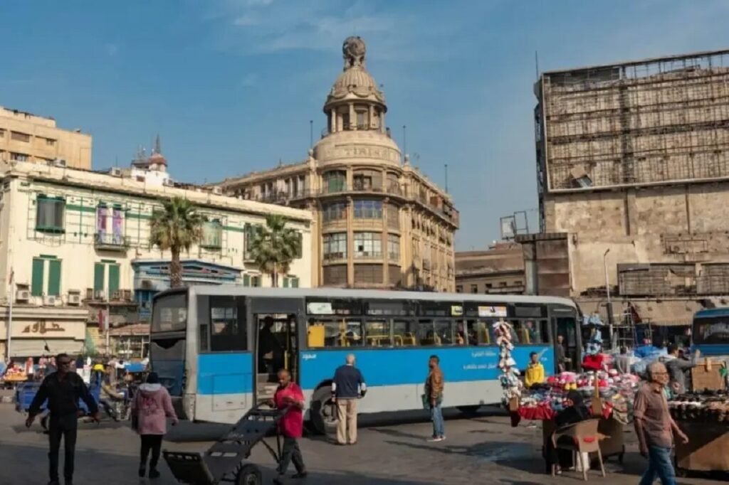 مصر تتخذ إجراءات اقتصادية استباقية لمواجهة تقلبات الأسواق العالمية وتدرس رفع الحد الأدنى للأجور