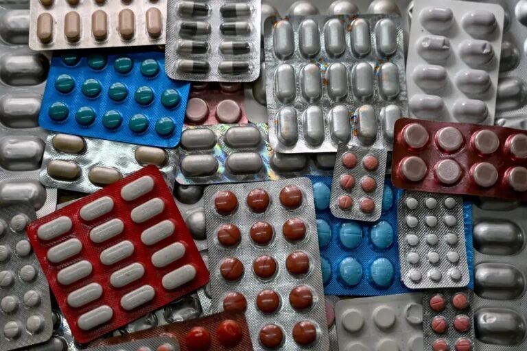 بريطانيا تواجه خطر نقص الأدوية خلال أسابيع إذا استمرت التوترات في الشرق الأوسط