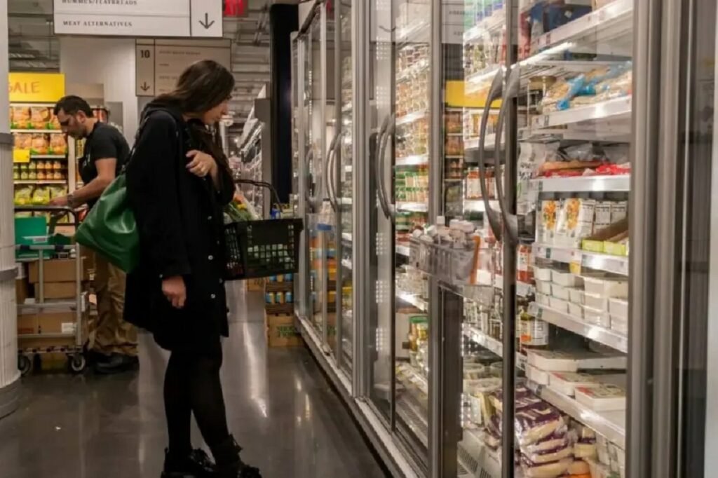 شبح الركود يلوح فوق الاقتصاد الأميركي..ارتفاع أسعار النفط يثير المخاوف