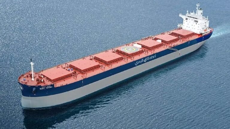 السعودية تستأجر ناقلة نفط عملاقة بـ463 ألف دولار يومياً