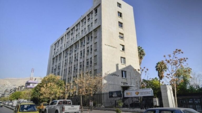 إنذار رسمي للمطورين العقاريين في سوريا: مهلة 15 يوماً لتسوية التراخيص أو إيقاف المشاريع