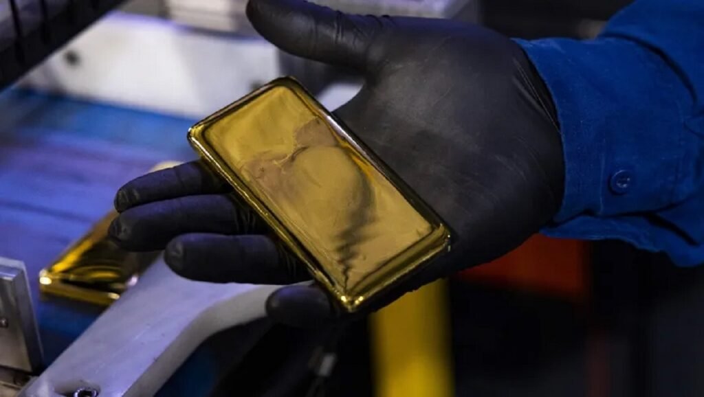 سعر الذهب يقترب من 4600 دولار مع تصاعد أزمة الشرق الأوسط وارتفاع التضخم في أمريكا