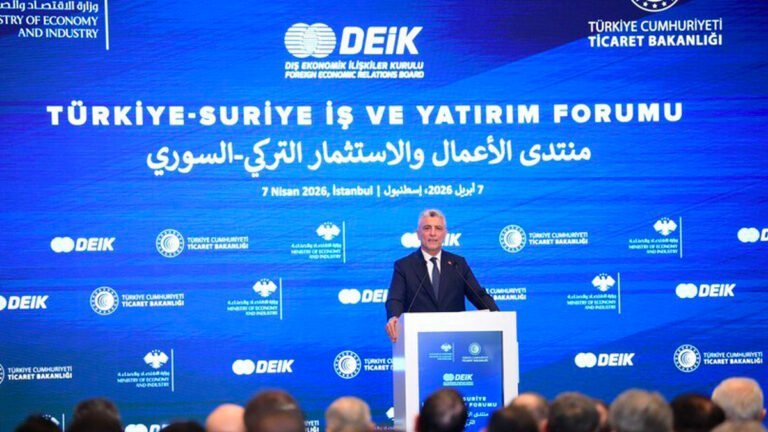 وزير التجارة التركي: تجارة الترانزيت عبر سوريا إلى أنحاء المنطقة أصبحت ممكنة