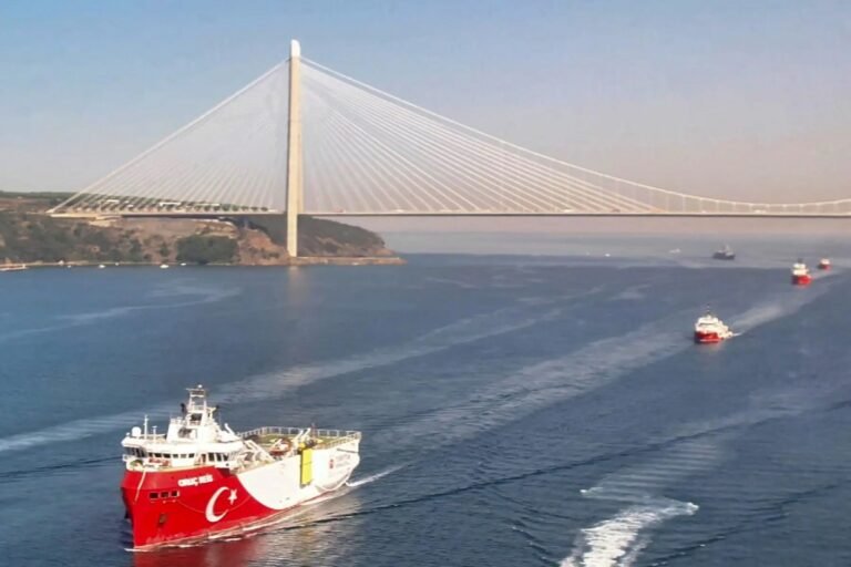 تركيا تزيد إنتاج الكهرباء الكهرومائية 40% في مارس وتعلن رفع الأسعار