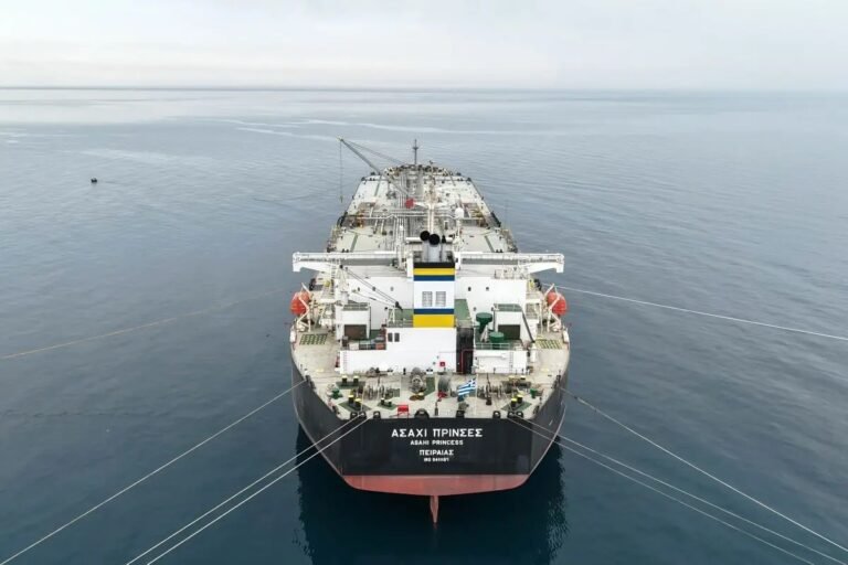 تصعيد أميركي ضد النفط الإيراني: عقوبات مرتقبة وحصار بحري يهدد الإمدادات العالمية