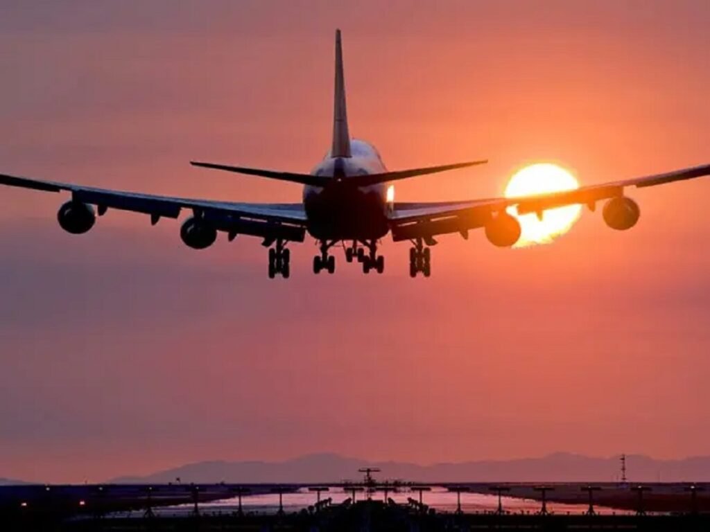 ناقوس الخطر يدق في أوروبا: نقص محتمل في وقود الطائرات وسط أزمة الطاقة العالمية