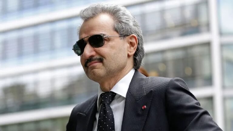 رهان الوليد بن طلال على إيلون ماسك يقترب من تريليونات الدولارات.. كيف تحولت استثمارات “المملكة” إلى صفقة تاريخية؟