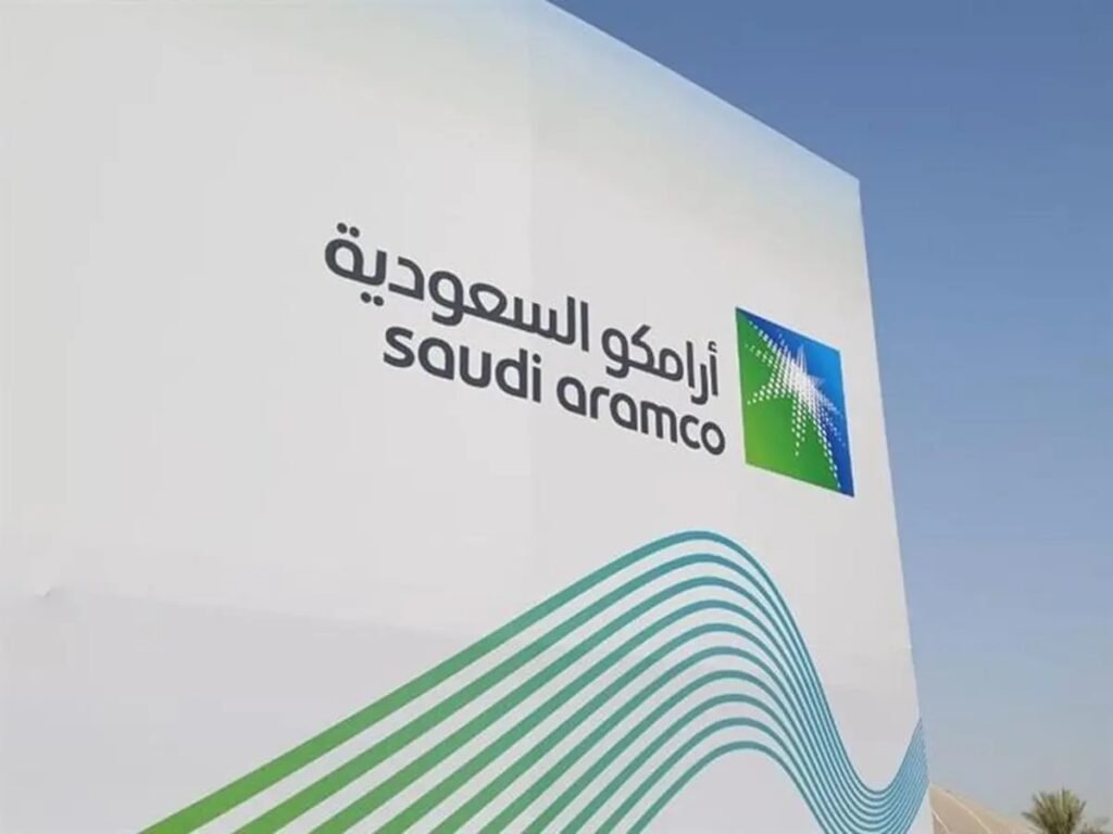 أرامكو تستأنف تحميل النفط من رأس تنورة بعد 4 أشهر.. مؤشرات على عودة قوية لصادرات الشرق الأوسط