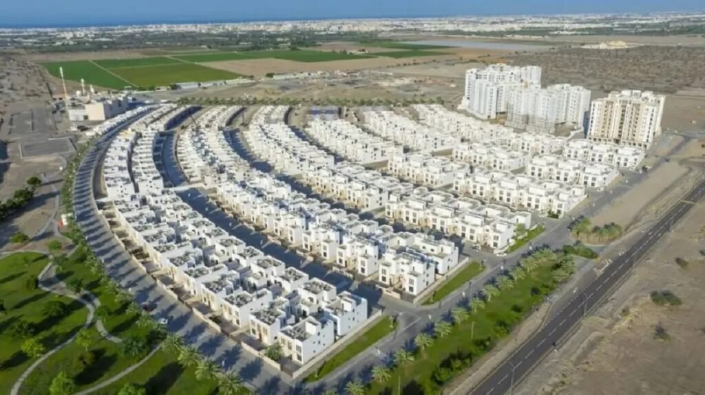 العقارات في عُمان تقفز 15.9% خلال 2026.. مسقط تتصدر نمو أسعار الأراضي السكنية بنسبة 43%