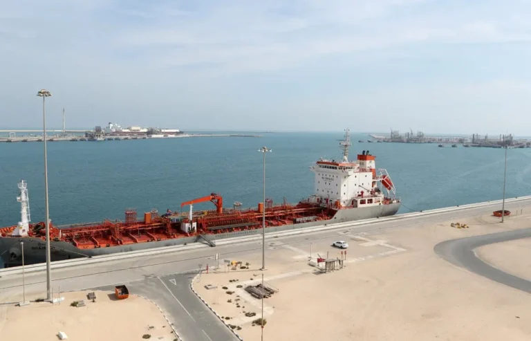 قطر تستعد لزيادة صادرات الغاز.. ناقلات الغاز تعود إلى الخليج مع اقتراب إعادة فتح مضيق هرمز
