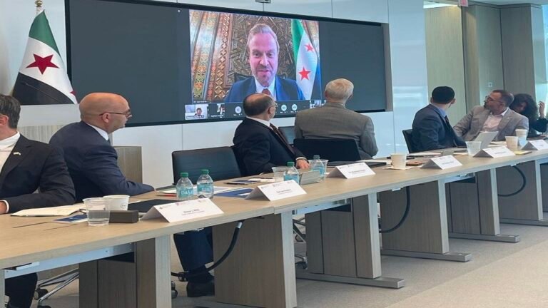 واشنطن تبحث فرص الاستثمار في سوريا.. هيئة الاستثمار تعرض إصلاحات جديدة لجذب رؤوس الأموال