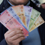 بعد خروج العملة القديمة من التداول.. غياب الفئات الصغيرة يربك الأسواق السورية