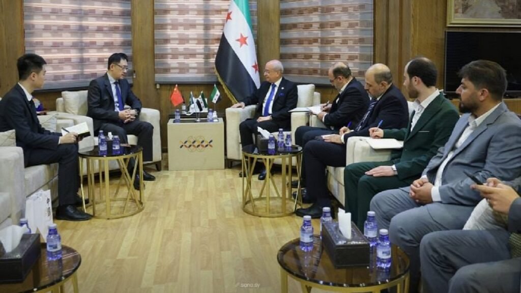 سوريا والصين تبحثان توسيع التعاون في النقل.. ودعوة للشركات الصينية للمشاركة في مشاريع الطرق الاستراتيجية