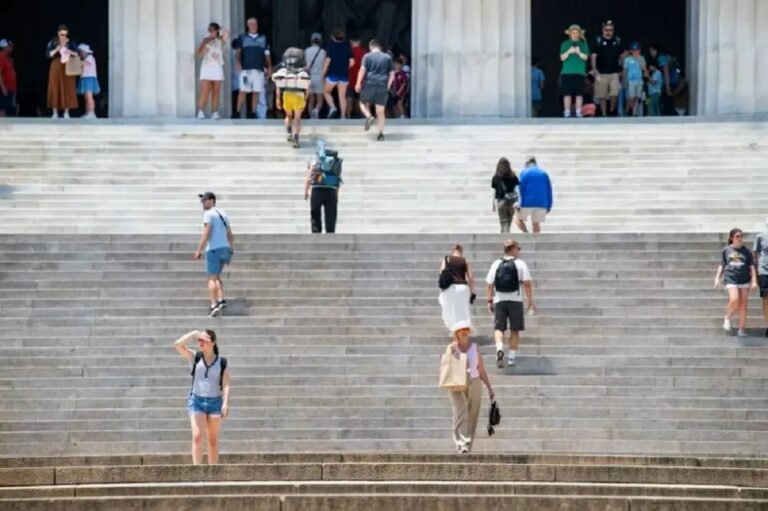موجة حر قياسية تربك احتفالات الرابع من يوليو في أمريكا.. إلغاء فعاليات وتحذيرات من أزمة كهرباء