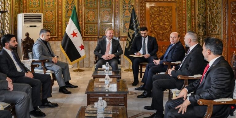 هيئة الاستثمار السورية تبحث مع "إسكندر القابضة" فرص تنفيذ مشاريع جديدة في سوريا