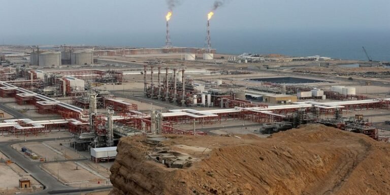 مصر تقترب من ترسيخ موقعها كمركز إقليمي لتجارة النفط والغاز في شرق المتوسط