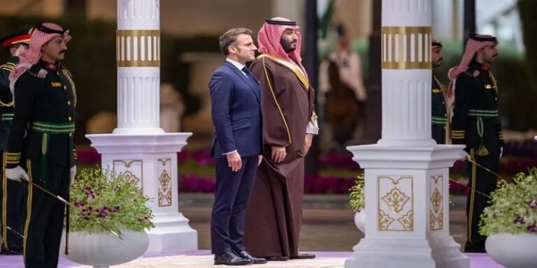 ولي العهد السعودي في باريس.. شراكة سعودية فرنسية تتوسع من الطاقة والاستثمار إلى سلاسل الإمداد