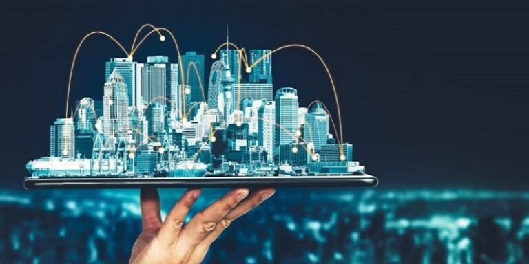 طفرة الذكاء الاصطناعي تصنع سوقاً سرية لليخوت والعقارات الفاخرة