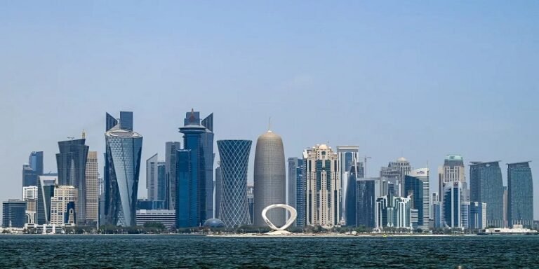 بسبب التوترات الاقليمية...قطر تخفض موازنات جهات حكومية 30% وتقلص المساعدات الخارجية 85%
