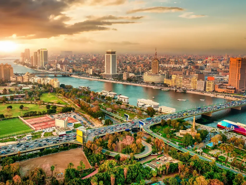 اقتصاد مصر ينمو 5.3% في الربع الثاني.. والصناعة تقود التعافي