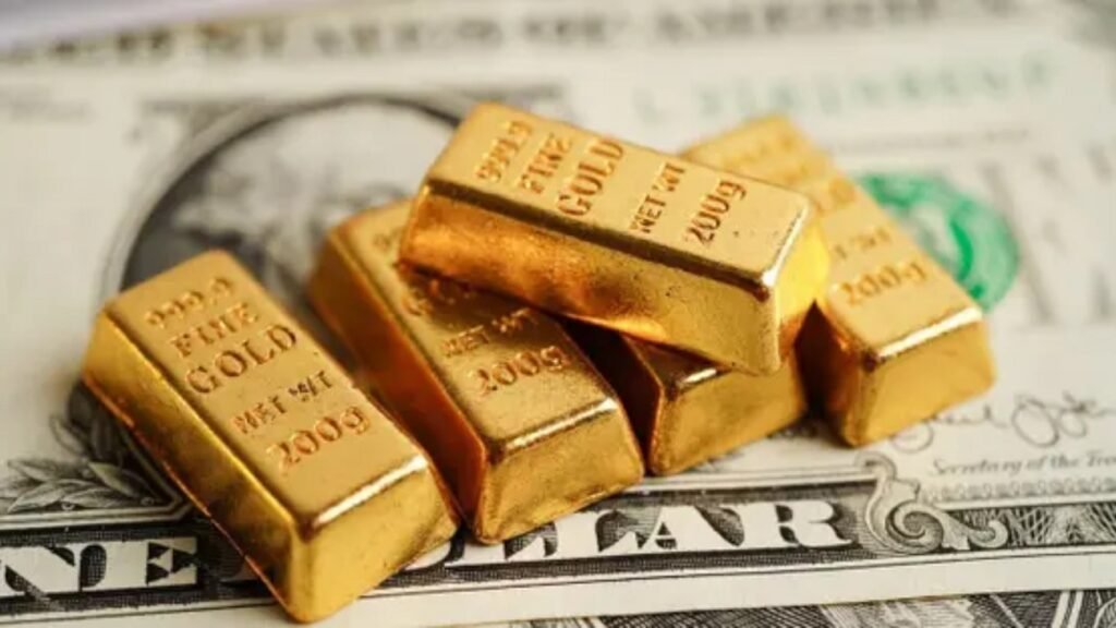 الذهب يستعيد بعض خسائره.. أسعار الدولار والذهب اليوم في 4 أسواق عربية