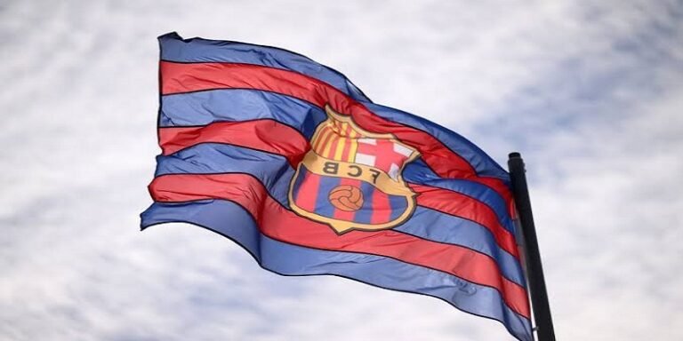 برشلونة يتجاوز المليار يورو لأول مرة.. كيف استعاد النادي توازنه المالي؟