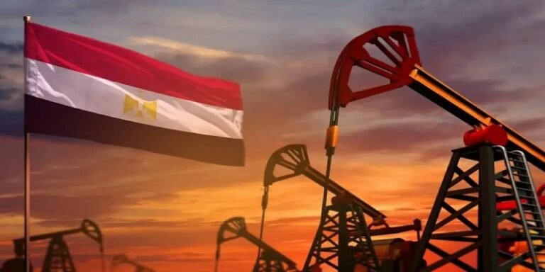 مصر ترسم 3 سيناريوهات لإنتاج النفط والغاز حتى 2030.. والسيناريو الثاني الأكثر ترجيحاً