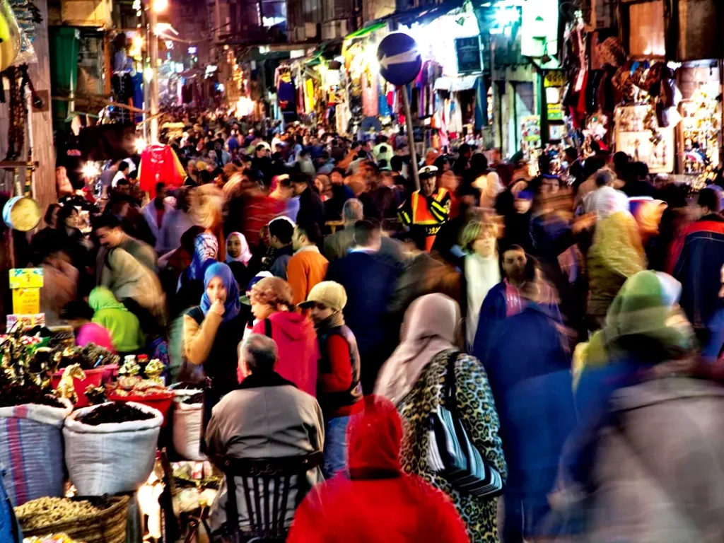 15 عاماً للتعافي.. مصر تحت ضغط الدين واحتياجات التمويل
